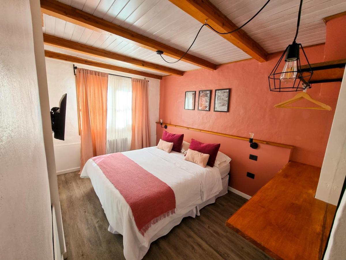 Hosteria Las Lucarnas San Martín de los Andes Esterno foto