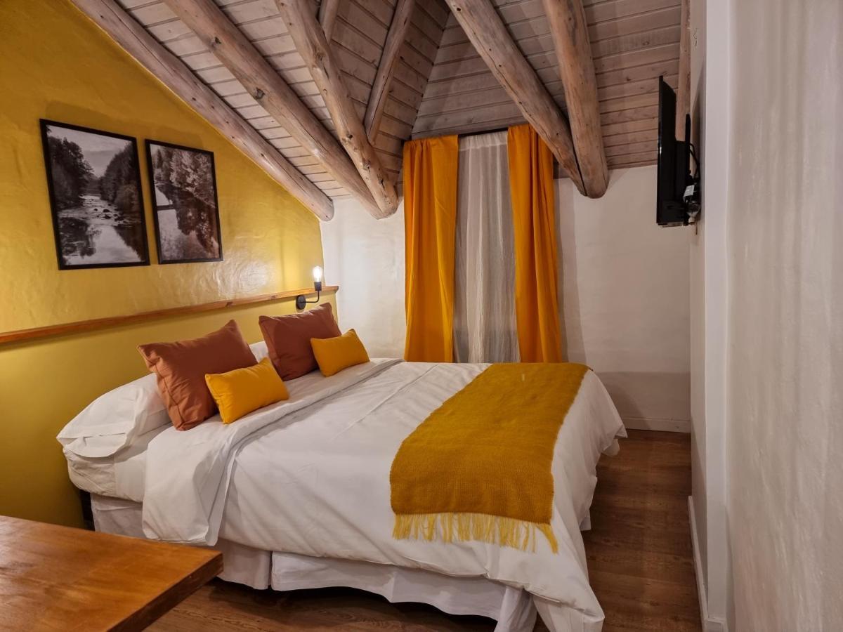 Hosteria Las Lucarnas San Martín de los Andes Esterno foto