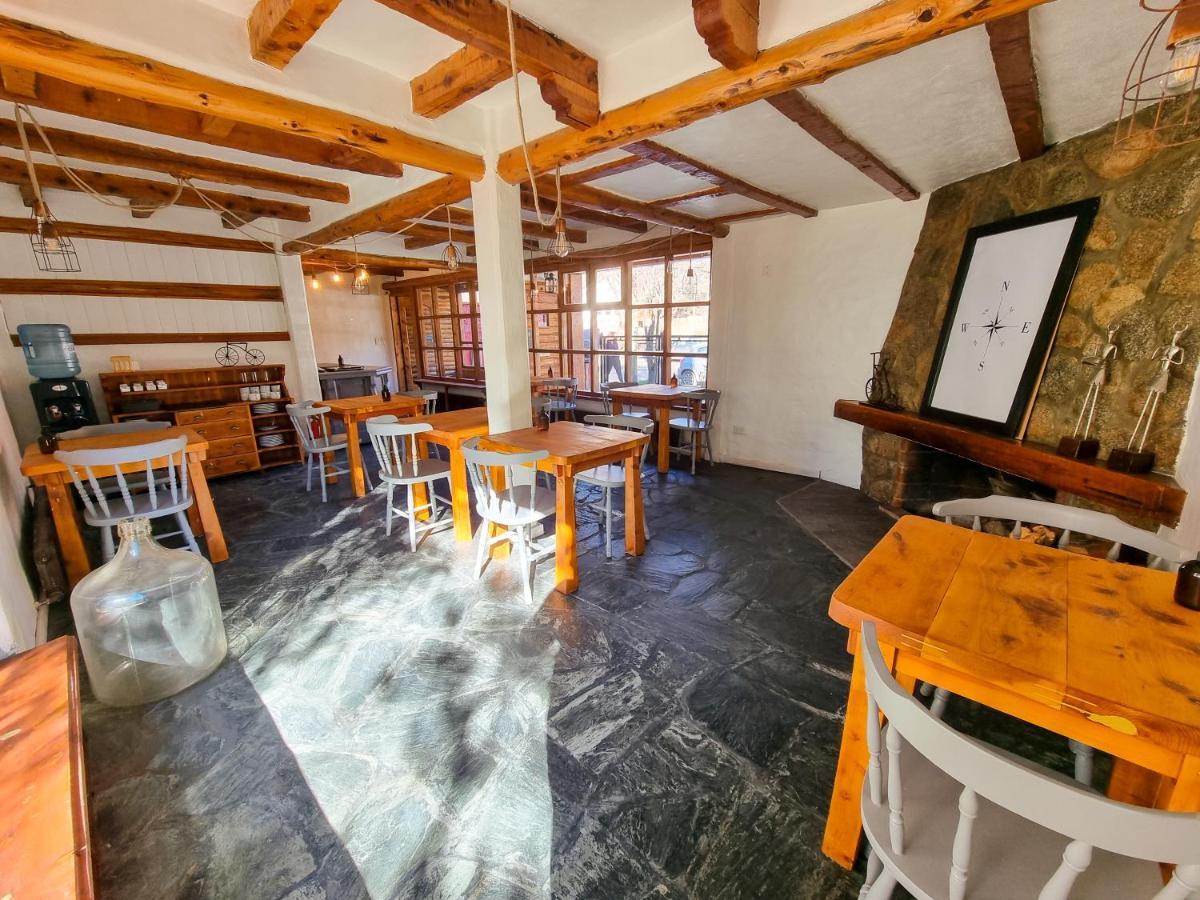 Hosteria Las Lucarnas San Martín de los Andes Esterno foto